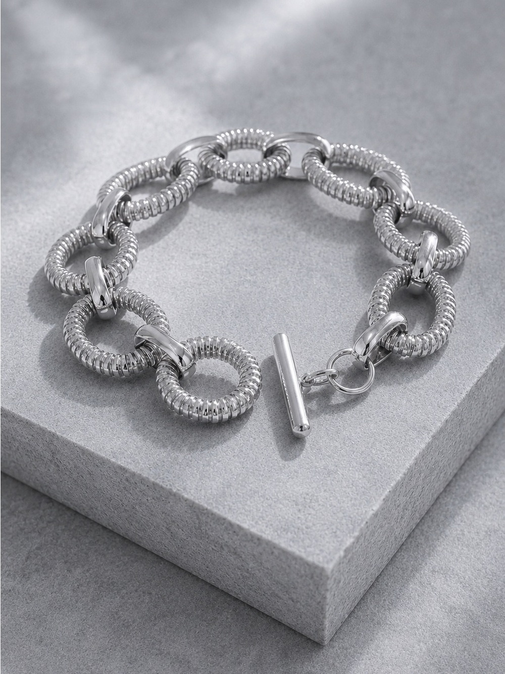 Silver Textured Ring-Link Bracelet - Picture 9 of 11